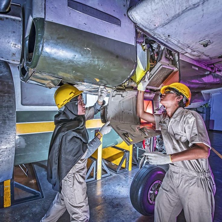 Aircraft engine inspection